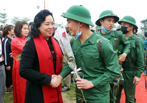 Sáng ngày 11-02, Ủy viên Trung ương Đảng, Phó Bí thư Thường trực Thành ủy Hà Nội Ngô Thị Thanh Hằng đã dự Lễ giao, nhận quân của huyện Chương Mỹ và động viên các tân binh yên tâm lên đường nhập ngũ. Cùng dự có Thiếu tướng Nguyễn Trọng Triển, Phó Bí thư Thường trực Đảng ủy, Chính ủy Bộ Tư lệnh Thủ đô Hà Nội.