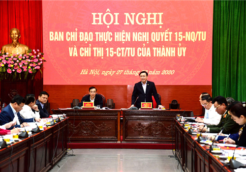 Chiều 27-02, đồng chí Vương Đình Huệ, Ủy viên Bộ Chính trị, Bí thư Thành ủy, Trưởng đoàn đại biểu Quốc hội thành phố Hà Nội chủ trì Hội nghị Ban Chỉ đạo thực hiện Nghị quyết 15-NQ/TU và Chỉ thị 15-CT/TU của Thành ủy Hà Nội.