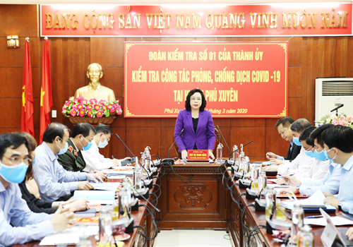 Sáng 24-03, Đoàn kiểm tra số 1 của Ban Thường vụ Thành ủy Hà Nội do đồng chí Ngô Thị Thanh Hằng, Ủy viên Trung ương Đảng, Phó Bí thư Thường trực Thành ủy làm Trưởng đoàn đã kiểm tra công tác phòng, chống dịch Covid-19 tại huyện Phú Xuyên. Cùng tham gia đoàn có lãnh đạo các sở, ban, ngành Thành phố.