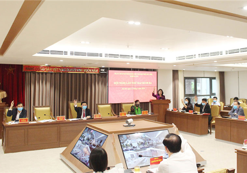 Ban Chấp hành Đảng bộ thành phố Hà Nội khóa XVI đã thống nhất cao về số lượng Ủy viên Ban Chấp hành Đảng bộ Thành phố khóa XVII nhiệm kỳ 2020-2025 gồm 71 đồng chí, giảm 5 đồng chí, theo đúng hướng dẫn của Trung ương. Phương án là chuẩn bị tối đa 81 đồng chí để bầu 71 đồng chí vào Ban Chấp hành Đảng bộ Thành phố khóa XVII. Đây là kết quả phiên làm việc buổi chiều 22-4 của Hội nghị lần thứ hai mươi ba Ban Chấp hành Đảng bộ thành phố Hà Nội khóa XVI.

