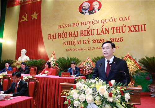 Sáng 22-7, Đại hội đại biểu lần thứ XXIII Đảng bộ huyện Quốc Oai, nhiệm kỳ 2020-2025, tiến hành phiên làm việc chính thức. Tới dự có các đồng chí: Vương Đình Huệ, Ủy viên Bộ Chính trị, Bí thư Thành ủy, Trưởng đoàn đại biểu Quốc hội thành phố Hà Nội; các Ủy viên Ban Thường vụ Thành ủy: Chủ nhiệm Ủy ban Kiểm tra Thành ủy Hoàng Trọng Quyết, Trưởng ban Tổ chức Thành ủy Vũ Đức Bảo, Trưởng ban Tuyên giáo Thành ủy Nguyễn Văn Phong, Phó Chủ tịch Thường trực HĐND Thành phố Nguyễn Ngọc Tuấn, Phó Chủ tịch Thường trực UBND Thành phố Nguyễn Văn Sửu.