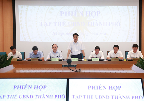 Chiều 27-7, dưới sự chủ trì của Ủy viên Trung ương Đảng, Phó Bí thư Thành ủy, Chủ tịch UBND thành phố Hà Nội Nguyễn Đức Chung, UBND thành phố họp phiên tập thể tháng 7-2020 để xem xét một số nội dung trong chương trình công tác của UBND thành phố những tháng cuối năm 2020.