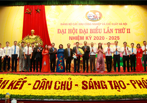Sáng 01-8, Đại hội đại biểu lần thứ II Đảng bộ các Khu công nghiệp và chế xuất Hà Nội, nhiệm kỳ 2020-2025, tiến hành phiên chính thức. Tới dự có Phó Bí thư Thành ủy Hà Nội Đào Đức Toàn; Ủy viên Ban Thường vụ Thành ủy, Chủ nhiệm Ủy ban Kiểm tra Thành ủy Hoàng Trọng Quyết; Phó Chủ tịch UBND Thành phố Nguyễn Doãn Toản; Thiếu tướng Đỗ Thái Sơn, Phó Tư lệnh Bộ Tư lệnh Thủ đô; đại diện lãnh đạo các ban Đảng Thành ủy và một số sở, ban, ngành Thành phố.