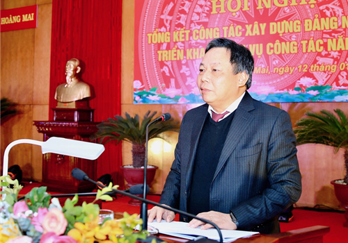 Sáng 12-1, Đảng bộ quận Hoàng Mai tổ chức Hội nghị tổng kết công tác xây dựng Đảng năm 2020, triển khai nhiệm vụ công tác năm 2021. Phó Bí thư Thành ủy Nguyễn Văn Phong dự và chỉ đạo Hội nghị.