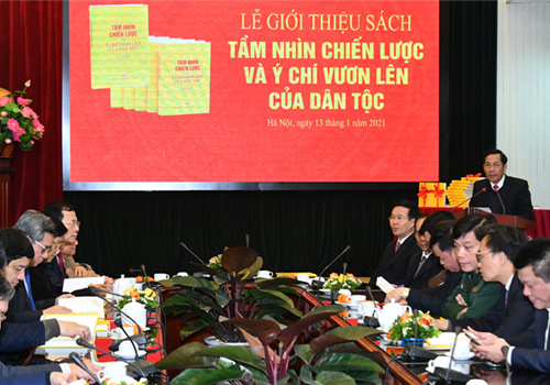  Tiến tới Đại hội đại biểu toàn quốc lần thứ XIII của Đảng, nhân dịp đất nước bước vào năm mới 2021 - năm đầu thực hiện Nghị quyết Đại hội XIII của Đảng, chiều 13-1, tại Hà Nội, Báo Nhân Dân phối hợp với Nhà Xuất bản Chính trị quốc gia Sự thật giới thiệu cuốn sách "Tầm nhìn chiến lược và ý chí vươn lên của dân tộc".
