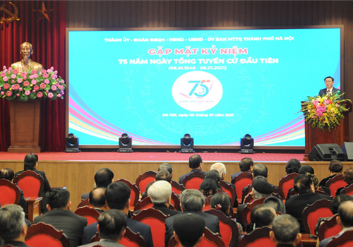 Chiều 5-1, Thành ủy, HĐND, UBND, Ủy ban Mặt trận Tổ quốc Việt Nam thành phố Hà Nội long trọng tổ chức cuộc gặp mặt các thế hệ đại biểu Quốc hội thành phố nhân kỷ niệm 75 năm Ngày Tổng tuyển cử đầu tiên (6/1/1946-6/1/2021).