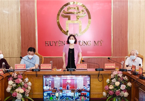 Sáng 11-5, tại huyện Chương Mỹ, Ủy ban Mặt trận Tổ quốc Việt Nam thành phố Hà Nội tổ chức Hội nghị tiếp xúc cử tri với người ứng cử đại biểu HĐND thành phố Hà Nội khóa XVI, nhiệm kỳ 2021-2026.