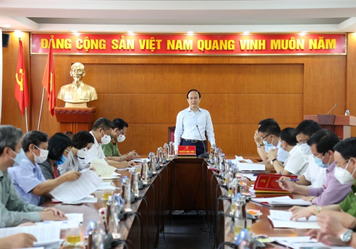 Sáng 13-5, Phó Bí thư Thành ủy, Chủ tịch HĐND Thành phố, Chủ tịch Ủy ban Bầu cử Thành phố Nguyễn Ngọc Tuấn làm Trưởng đoàn đã kiểm tra công tác phòng, chống dịch Covid-19; công tác chuẩn bị bầu cử đại biểu Quốc hội và đại biểu HĐND các cấp nhiệm kỳ 2021-2026. Ủy viên Ban Thường vụ Thành ủy, Trung tướng - Giám đốc Công an Thành phố Nguyễn Hải Trung; Phó Chủ tịch UBND Thành phố Nguyễn Mạnh Quyền; đại diện lãnh đạo các sở, ban, ngành của Thành phố tham gia Đoàn.