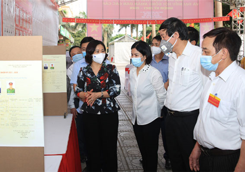 Ngày 20-5, Ủy viên Trung ương Đảng, Phó Bí thư Thường trực Thành ủy, Phó Trưởng ban Chỉ đạo cuộc bầu cử thành phố, Phó Chủ tịch Ủy ban Bầu cử thành phố Hà Nội Nguyễn Thị Tuyến đã chủ trì kiểm tra công tác chỉ đạo cuộc bầu cử đại biểu Quốc hội khóa XV và đại biểu HĐND các cấp nhiệm kỳ 2021-2026 tại quận Ba Đình, huyện Thanh Trì.