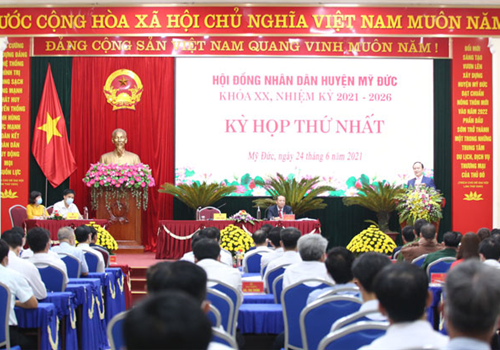 Sáng 24-6, Phó Bí thư Thành ủy, Chủ tịch HĐND Thành phố, Chủ tịch Ủy ban Bầu cử thành phố Hà Nội Nguyễn Ngọc Tuấn dự Hội nghị tổng kết công tác bầu cử đại biểu Quốc hội khóa XV và đại biểu HĐND các tại huyện Mỹ Đức và kỳ họp thứ nhất, HĐND huyện Mỹ Đức nhiệm kỳ 2021-2026. Cùng dự có đại diện lãnh đạo một số sở, ngành Thành phố.