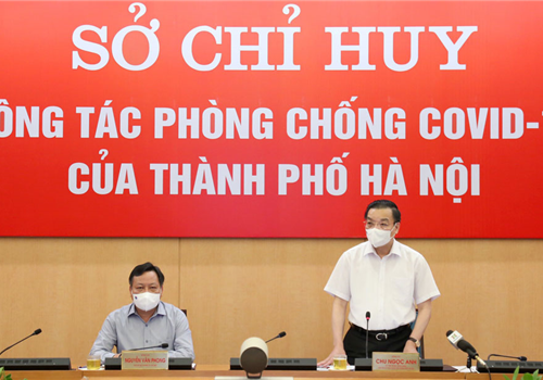 Ủy viên Trung ương Đảng, Phó Bí thư Thành ủy, Chủ tịch UBND Thành phố Chu Ngọc Anh - Chỉ huy trưởng chống dịch Covid-19 Hà Nội đã chủ trì họp trực tuyến giữa  các sở, ngành, quận, huyện. Phó Bí thư Thành ủy Nguyễn Văn Phong cùng dự Hội nghị. 
