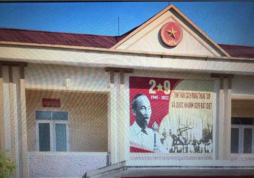 Theo đánh giá của trung ương, Đảng bộ thành phố Hà Nội là một trong những địa phương dẫn đầu cả nước với nhiều mô hình hay, cách làm mới, sáng tạo trong học tập và làm theo tư tưởng, đạo đức, phong cách Hồ Chí Minh, được thể hiện rõ nét qua kết quả của các phong trào thi đua yêu nước, các cuộc vận động. Việc học và làm theo Bác ngày càng sát thực tiễn, gắn với nhiệm vụ chính trị của từng cơ quan đơn vị, phát huy vai trò trách nhiệm gương mẫu của người đứng đầu.