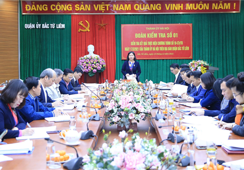 Sáng 14-12, Đoàn kiểm tra số 1 của Thành uỷ Hà Nội do Ủy viên Trung ương Đảng, Phó Bí thư Thường trực Thành ủy Nguyễn Thị Tuyến làm Trưởng đoàn kiểm tra kết quả thực hiện Chương trình số 10-CTr/TU của Thành uỷ tại quận Bắc Từ Liêm. Tham gia đoàn có Ủy viên Ban Thường vụ Thành ủy, Chủ nhiệm Ủy ban Kiểm tra Thành uỷ Hoàng Trọng Quyết; Phó Chủ tịch HĐND Thành phố Phạm Quí Tiên.