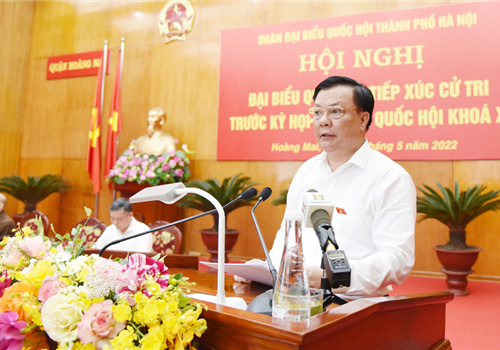 Sáng 11-5, đồng chí Đinh Tiến Dũng, Ủy viên Bộ Chính trị, Bí thư Thành ủy, Trưởng đoàn đại biểu Quốc hội thành phố Hà Nội cùng các đại biểu Quốc hội thuộc Đơn vị bầu cử số 4 đã tiếp xúc cử tri quận Hoàng Mai, huyện Gia Lâm trước kỳ họp thứ ba, Quốc hội khóa XV.