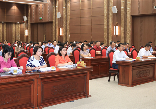Ngày 7-7, Ủy ban Kiểm tra Trung ương tổ chức Hội nghị toàn quốc sơ kết công tác kiểm tra, giám sát 6 tháng đầu năm, triển khai nhiệm vụ 6 tháng cuối năm 2022. Tham dự Hội nghị tại điểm cầu Thành ủy Hà Nội có Ủy viên Trung ương Đảng, Phó Bí thư Thường trực Thành ủy Nguyễn Thị Tuyến; Ủy viên Ban Thường vụ Thành ủy, Chủ nhiệm Ủy ban Kiểm tra Thành ủy Hoàng Trọng Quyết.