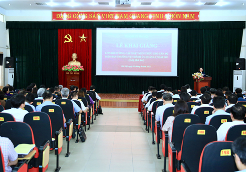 Sáng 11-8, Ban Thường vụ Thành ủy Hà Nội tổ chức khai giảng lớp bồi dưỡng, cập nhật kiến thức dành cho cán bộ thuộc diện Ban Thường vụ Thành ủy quản lý năm 2022. Ủy viên Trung ương Đảng, Phó Bí thư Thường trực Thành ủy Hà Nội Nguyễn Thị Tuyến dự và phát biểu chỉ đạo. Tham dự có Ủy viên Ban Thường vụ Thành ủy, Trưởng ban Nội chính Thành ủy Nguyễn Quang Đức; Thiếu tướng Nguyễn Quốc Duyệt, Ủy viên Ban Thường vụ Thành ủy, Tư lệnh Bộ Tư lệnh Thủ đô Hà Nội.
