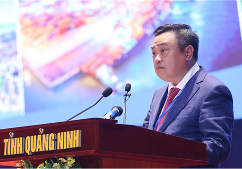 Chính phủ tổ chức hội nghị triển khai Chương trình hành động của Chính phủ thực hiện Nghị quyết số 30-NQ/TW ngày 23-11-2022 của Bộ Chính trị về “Phát triển kinh tế - xã hội, bảo đảm quốc phòng, an ninh Vùng đồng bằng sông Hồng đến năm 2030, tầm nhìn đến năm 2045” và xúc tiến đầu tư vùng với chủ đề “Liên kết phát triển – Đổi mới sáng tạo - Xanh và Bền vững”.
