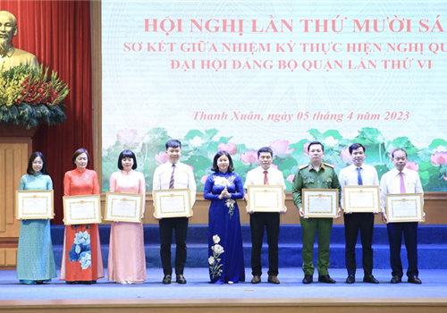 Chiều 5-4, Ban Chấp hành Đảng bộ quận Thanh Xuân khóa VI, nhiệm kỳ 2020-2025 tổ chức hội nghị lần thứ 16, sơ kết giữa nhiệm kỳ thực hiện Nghị quyết Đại hội Đảng bộ quận. Ủy viên Trung ương Đảng, Phó Bí thư Thường trực Thành ủy Hà Nội Nguyễn Thị Tuyến dự và chỉ đạo hội nghị. Tham dự hội nghị có Ủy viên Ban Thường vụ Thành ủy, Bí thư Quận ủy Thanh Xuân Bùi Huyền Mai. 