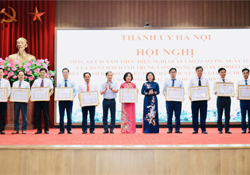 Chiều 26-5, Thành ủy Hà Nội tổ chức hội nghị tổng kết 20 năm thực hiện Nghị quyết số 23-NQ/TW, ngày 12-3-2003 của Ban Chấp hành Trung ương Đảng khóa IX về phát huy sức mạnh đại đoàn kết toàn dân tộc vì “Dân giàu, nước mạnh, xã hội công bằng, dân chủ, văn minh”. 