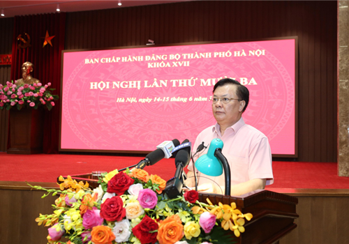 Sau 1,5 ngày làm việc khẩn trương, nghiêm túc, với tinh thần trách nhiệm cao, Hội nghị lần thứ 13 Ban Chấp hành Đảng bộ thành phố đã hoàn thành toàn bộ nội dung, chương trình đề ra. Phát biểu bế mạc Hội nghị, Bí thư Thành ủy Đinh Tiến Dũng nêu bật những kết quả đạt được sau nửa nhiệm kỳ thực hiện Nghị quyết Đại hội XVII Đảng bộ thành phố. Đồng thời, phân tích những tồn tại, hạn chế và chỉ đạo các nhiệm vụ trọng tâm với yêu cầu các cấp ủy đảng, cả hệ thống chính trị cùng nêu cao tinh thần trách nhiệm, quyết tâm hoàn thành thắng lợi các mục tiêu đã đề ra. 
