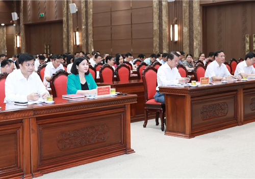 Sáng 10-7, Ủy ban Kiểm tra Trung ương đã tổ chức hội nghị toàn quốc sơ kết công tác kiểm tra, giám sát của Đảng 6 tháng đầu năm, triển khai nhiệm vụ 6 tháng cuối năm 2023. Dự hội nghị tại điểm cầu Thành ủy Hà Nội có Ủy viên Trung ương Đảng, Phó Bí thư Thường trực Thành ủy Nguyễn Thị Tuyến; Ủy viên Ban Thường vụ Thành ủy, Chủ nhiệm Ủy ban Kiểm tra Thành ủy Hoàng Trọng Quyết.