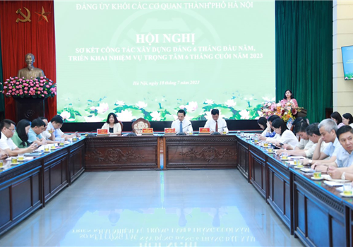 Cùng với việc tiếp tục thực hiện nghiêm túc, hiệu quả chủ đề công tác năm 2023, các tổ chức Đảng cần tăng cường kỷ luật, kỷ cương hành chính, nâng cao ý thức trách nhiệm, hiệu quả thực thi công vụ của đội ngũ cán bộ, đảng viên, nhất là trách nhiệm nêu gương của người đứng đầu… đó là chỉ đạo của Ủy viên Trung ương Đảng, Phó Bí thư Thường trực Thành ủy Nguyễn Thị Tuyến tại hội nghị Đảng ủy Khối các cơ quan thành phố sơ kết công tác xây dựng Đảng 6 tháng đầu năm, triển khai nhiệm vụ trọng tâm 6 tháng cuối năm 2023.