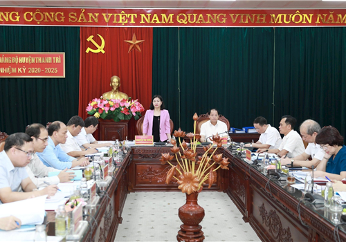 Sáng 21-7, Đoàn kiểm tra số 1 của Ban Thường vụ Thành ủy kiểm tra tại Huyện ủy Thanh Trì về: Công tác tự kiểm tra trong lãnh đạo, chỉ đạo, tổ chức thực hiện Nghị quyết 04-NQ/TU, ngày 31-5-2021 của Thành ủy; Quy định số 07-QĐ/TU, ngày 17-11-2021; Quy định số 05-QĐ/TU ngày 16-8-2021 của Ban Thường vụ Thành ủy và công tác bảo vệ chính trị nội bộ.